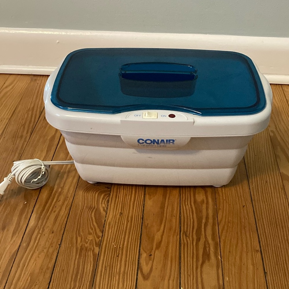 Conair Paraffin Bath Machine.